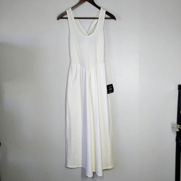 Lulu's Summer Beauty White Ribbed Twist Back Midi Dress Balletcore Size Large - Picture 12 of 12